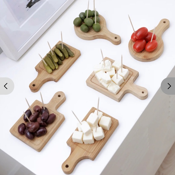 Kikkerland Mini Bamboo Cheese Boards Set - Picture 1 of 7